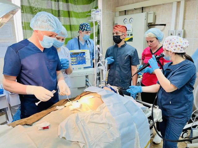Операцію з накладання гастростоми вперше провели в Чернівецькій обласній дитячій клінічній лікарні