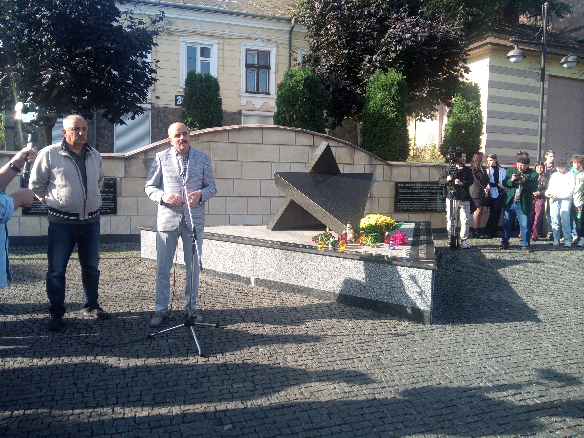 У Чернівцях відбувся мітинг вшанування пам’яті жертв Бабиного Яру