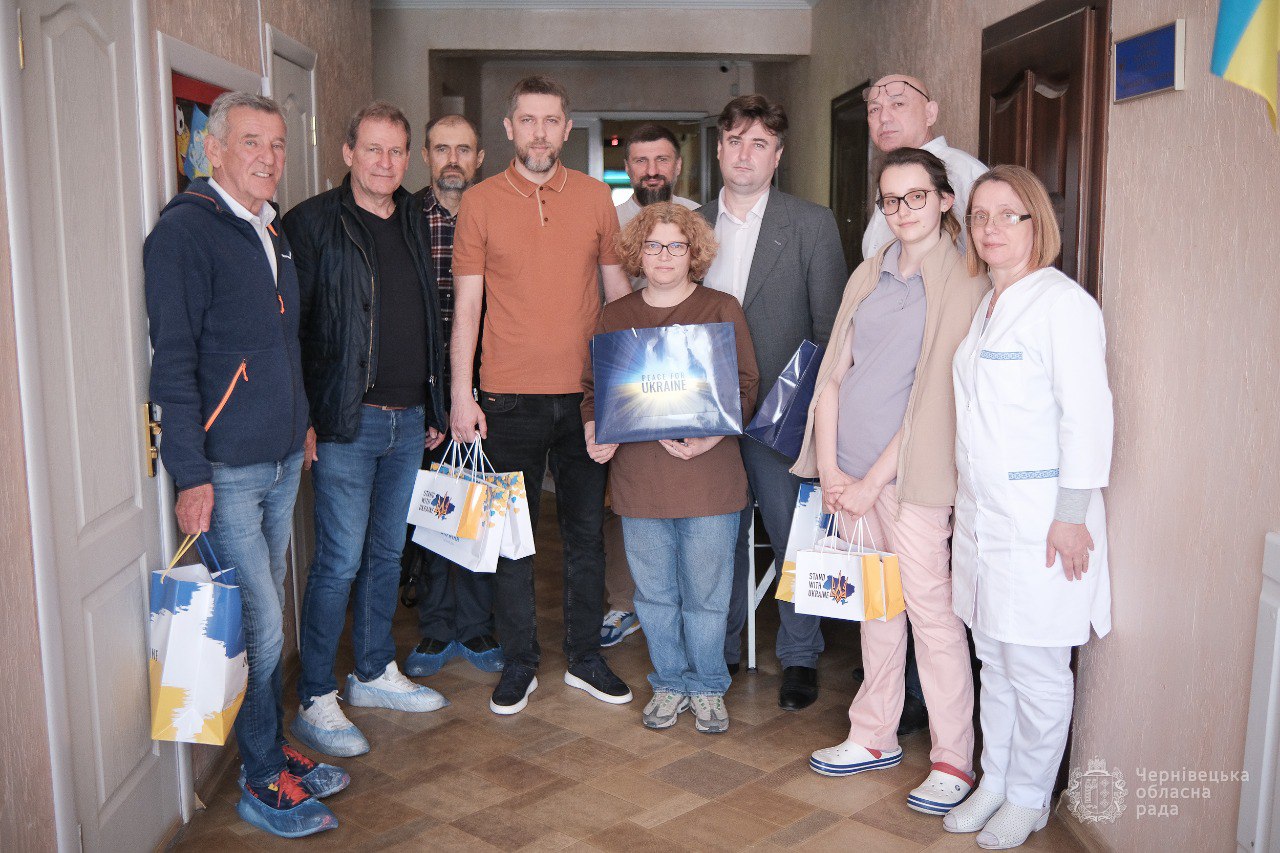Голова Чернівецької обласної ради Олексій Бойко відвідав обласну дитячу клінічну лікарню