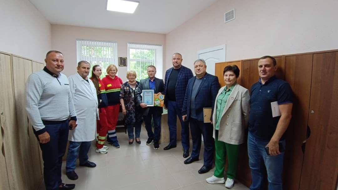Оновлений пункт базування бригад екстреної медичної допомоги відкрили у Глибокій