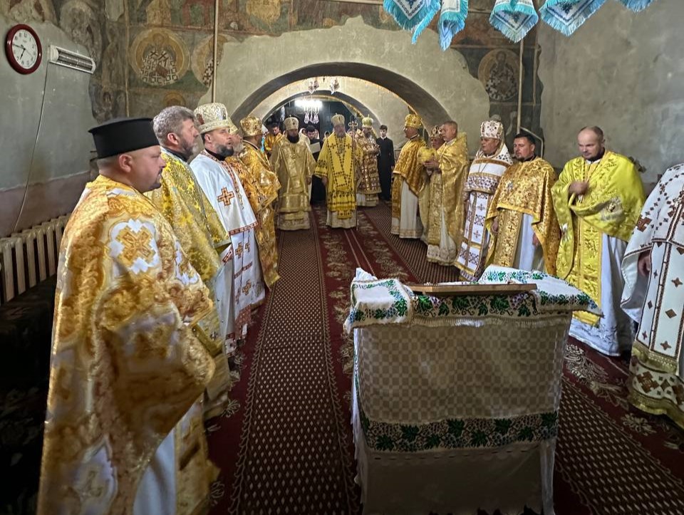 До Лужанського храму Святого Вознесіння Господнього привезли мощі великомученика Івана Нового Сучавського