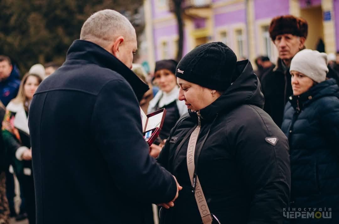 Двох буковинців посмертно нагороджено високими нагородами