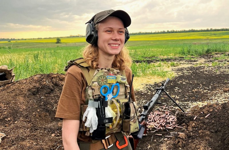 Бойова медикиня з Буковини Єлена Ланівська отримала «Золотий хрест» від Головнокомандувача Збройних Сил України Олександра Сирського