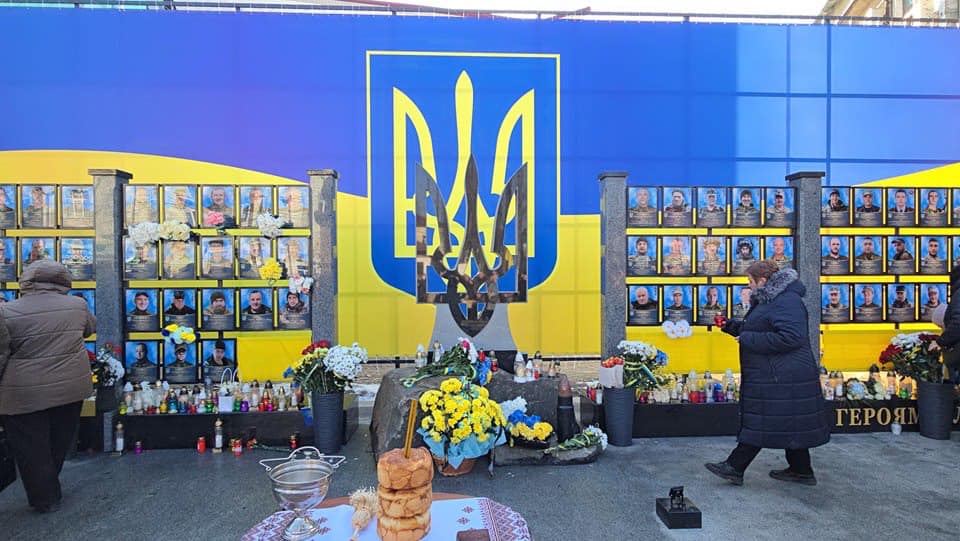 У Сторожинці відкрили Меморіал Пам’яті та Слави загиблим Героям, які полягли в боротьбі за суверенітет і територіальну цілісність України у 2014 – 2025 роках
