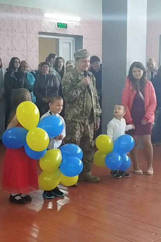 У рідну Веренчанку повернувся Віталій Даниловський. Захисника звільнили два місяці тому