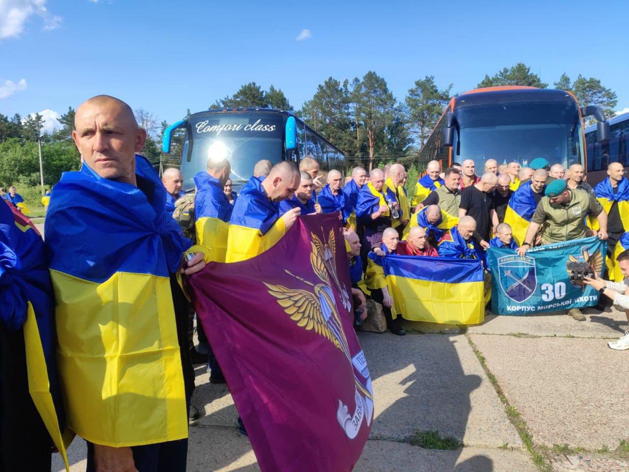 Троє буковинців повернулися в Україну в результаті обміну полоненими 10 червня