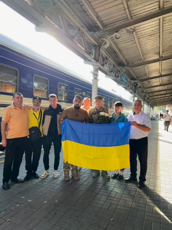 Нарешті вдома! Маріан Марущак із села Хряцька Герцаївської громади пробув у полоні довгих 1000 днів