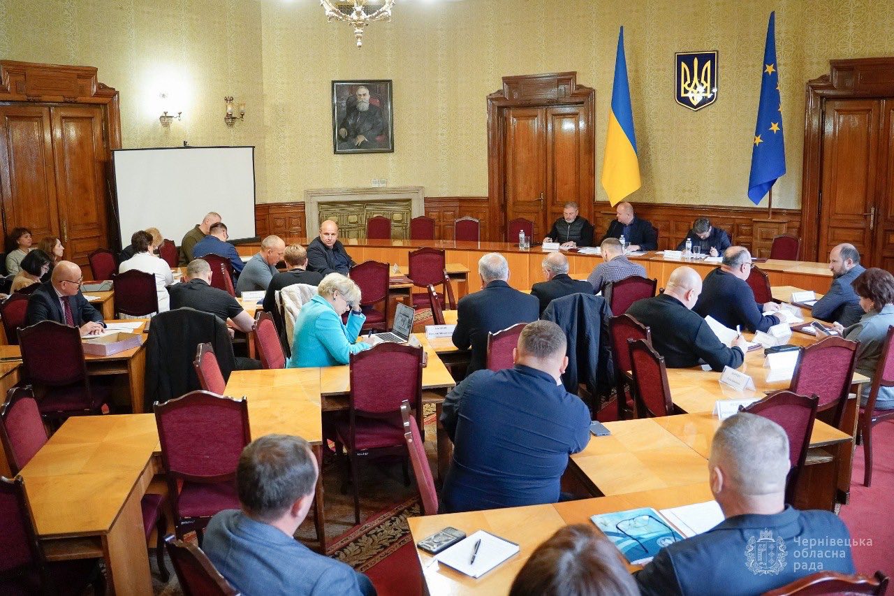 Чергова 21-а сесія Чернівецької обласної ради відбудеться 15 жовтня: рішення колегії