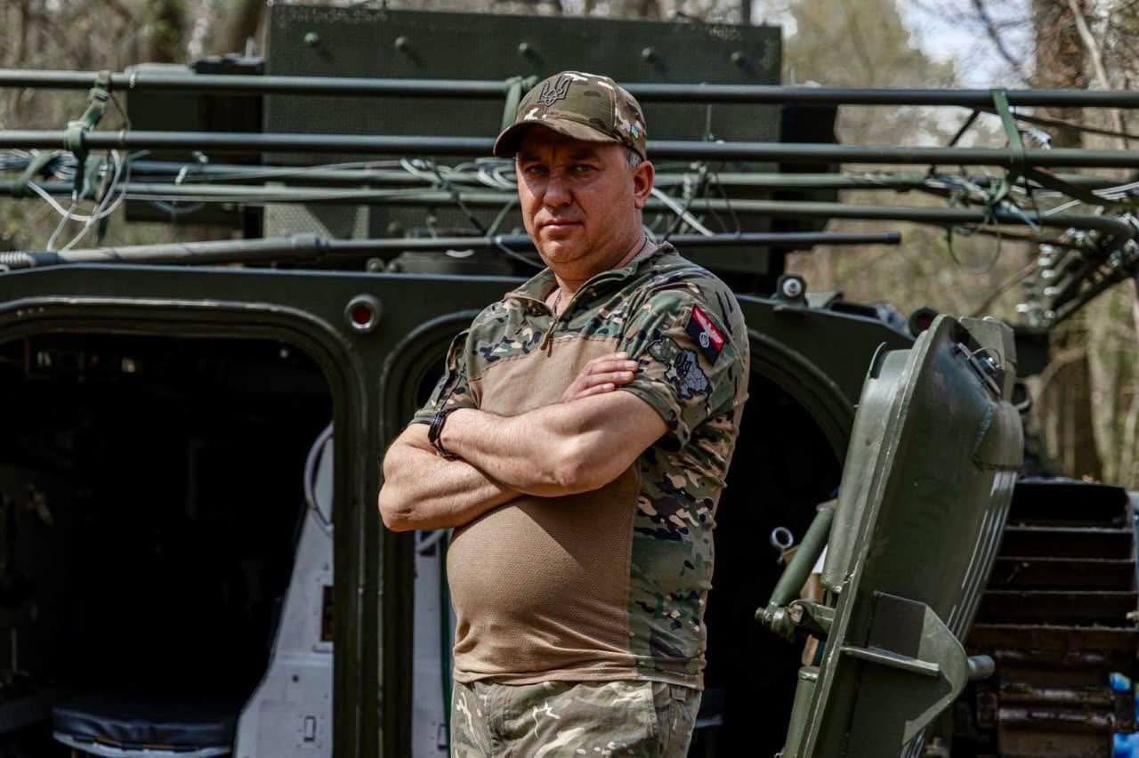 Захисника з міста Герца Віталія Романа нагородили почесною відзнакою Президента «За оборону України»