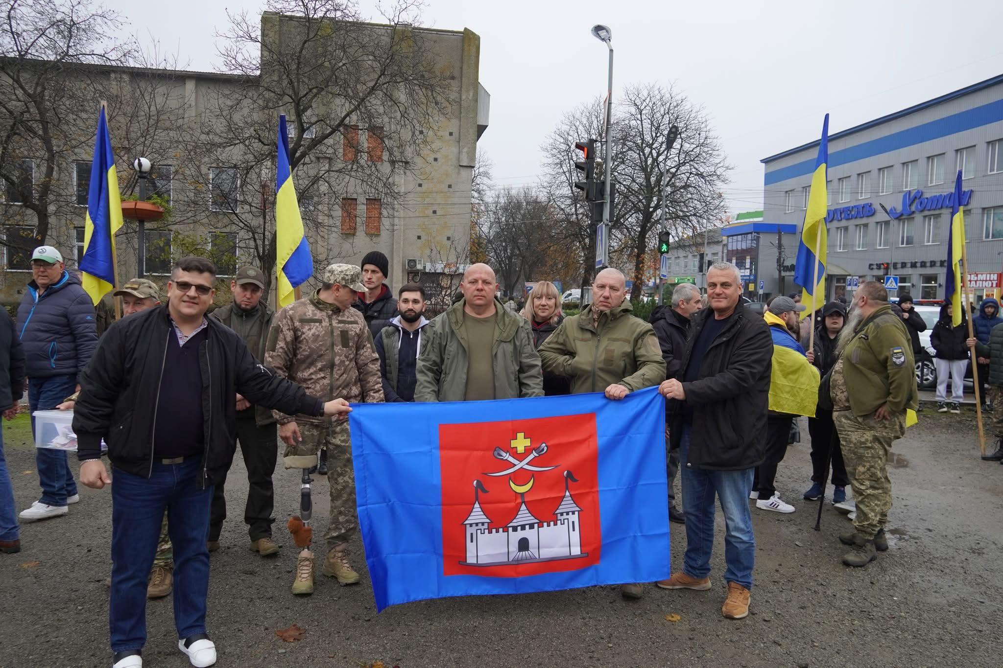 У Хотині стартував благодійний марафон «Кроки незламних»