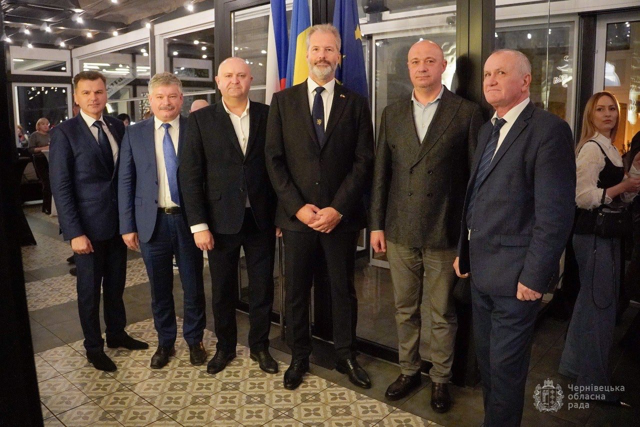 Виконувач обов’язків голови Чернівецької обласної ради Микола Гуйтор взяв участь в урочистостях з нагоди Дня боротьби за свободу і демократію Чехії