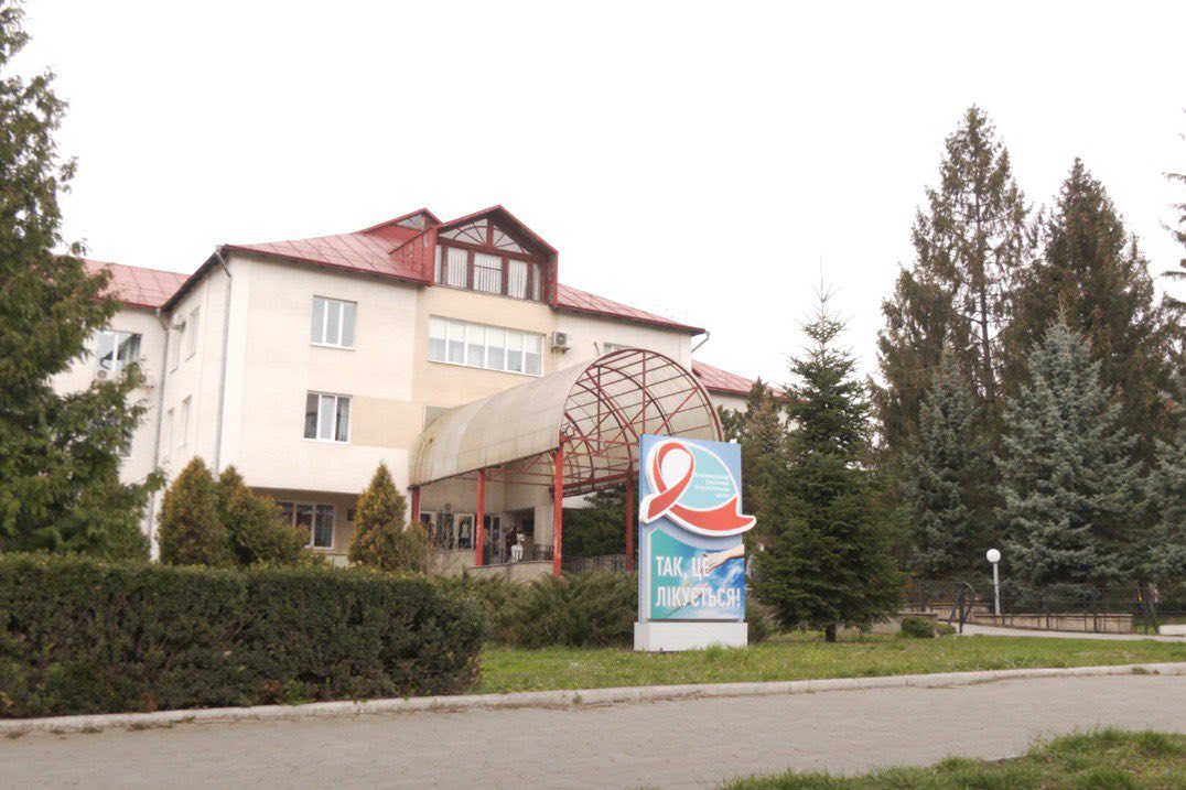 Буковинський клінічний онкологічний центр отримав сучасний цифровий мамограф