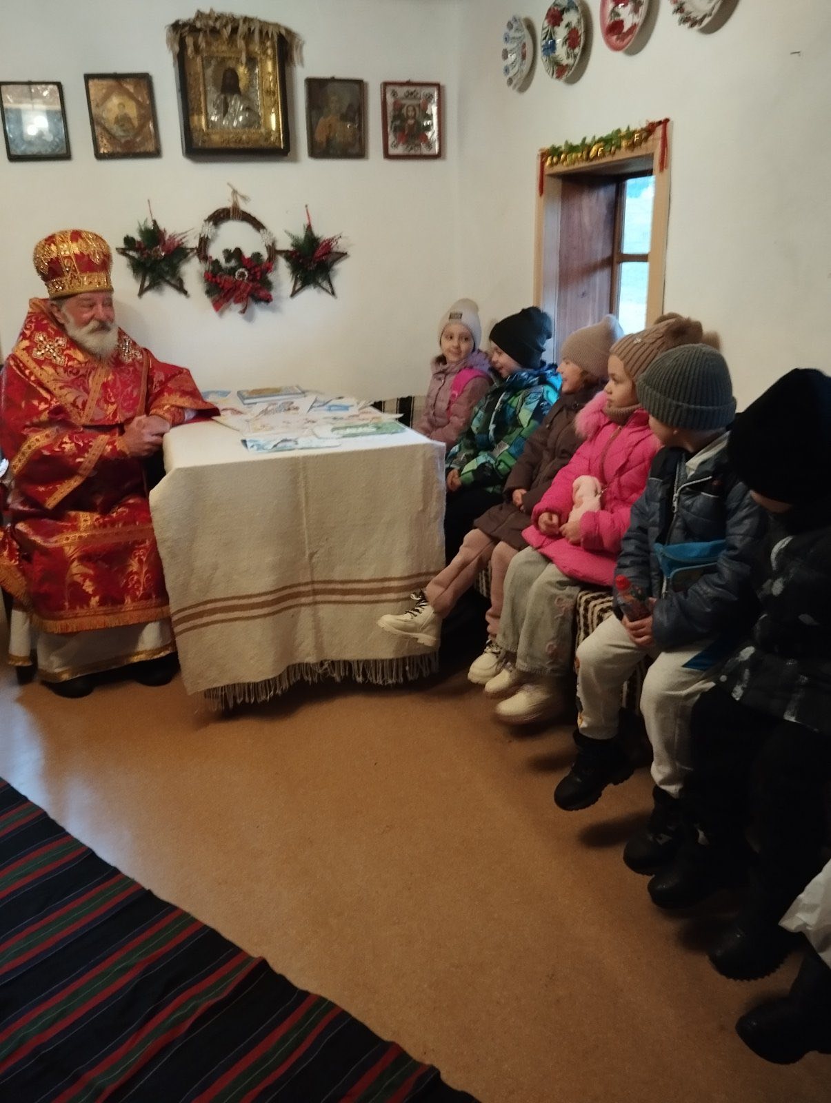 Буковинська резиденція святого Миколая, що в Чернівецькому музеї просто неба, почала приймати відвідувачів