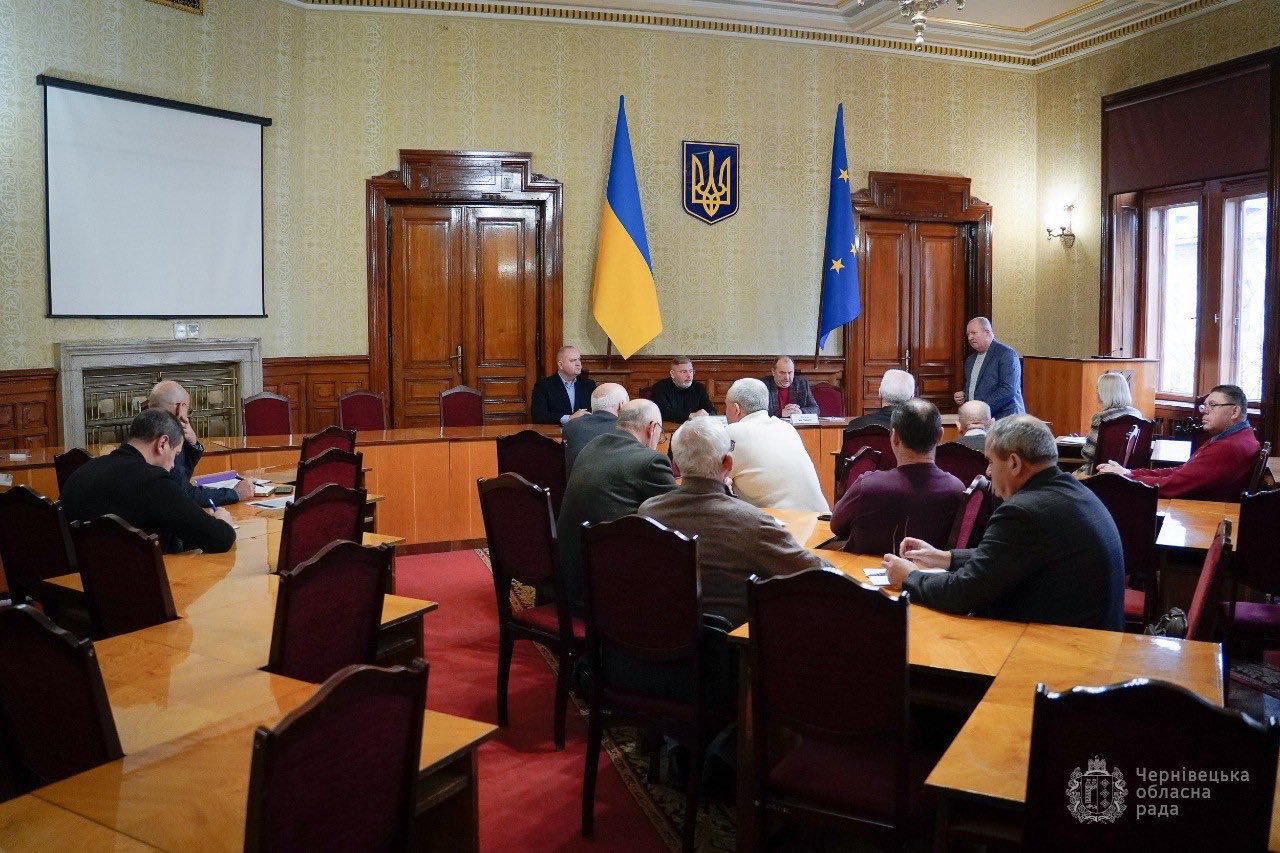 У Чернівцях відбулася робоча зустріч з представниками ветеранської спільноти сил безпеки та оборони